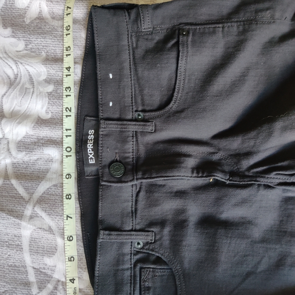 Express Skinny Mid Rise Skinny Jeans
